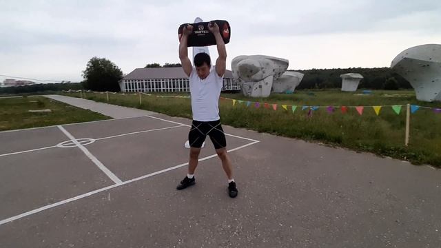 Берпи + рывок мешка смотреть онлайн