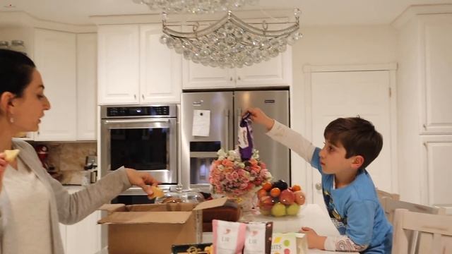 Сладкая Посылка из Ирландии от Ланы - Эгине - Семейный Влог - Heghineh Vlogs In Russian