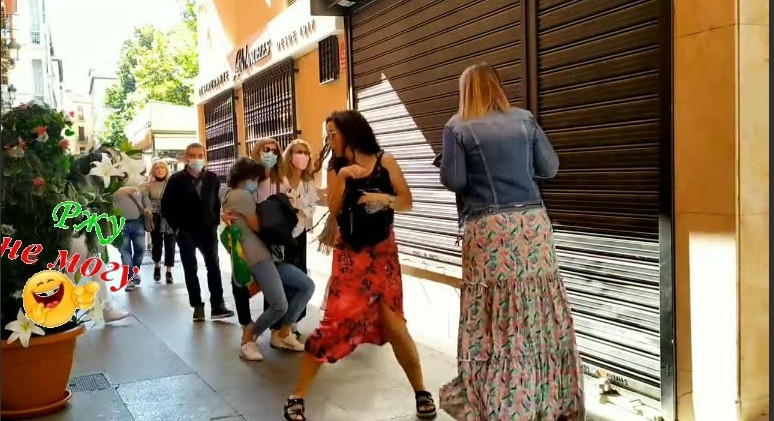 Топ самых смешных реакций на розыгрыш... смотреть онлайн