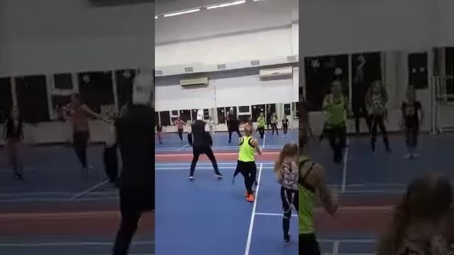 Базовые движения Хип Хопа!) смотреть онлайн