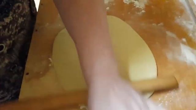 Слоеный пирог из сухофруктов и лимона смотреть онлайн