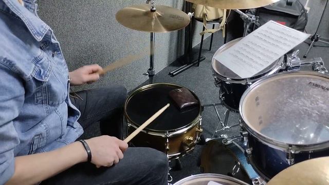 Drag Paradiddle #2. Как его играть, характерные особенности: апликатура, ритмика, динамика. смотреть онлайн