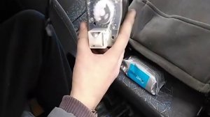 Почему клинит механизм натяжения ремня безопасности