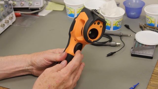 THT45 Thermal Camera demonstrated by Saelig смотреть онлайн