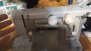 ножную швейную машину Чайка 3, самостоятельно переделала в ручную.