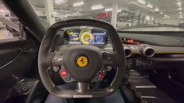 Ferrari LaFerrari 1/499 - Revs + Walkaround in 4k смотреть онлайн