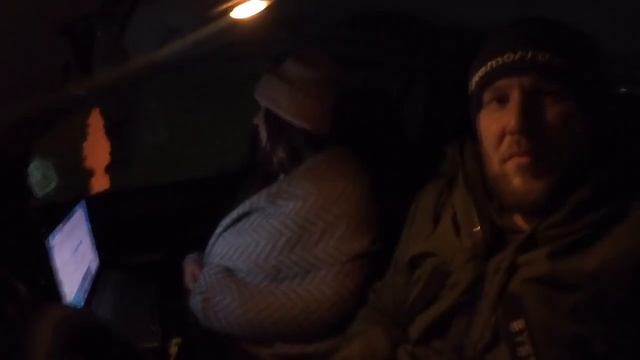 На автомобиле в Норвегию. Часть 2. В поисках снега. Ночевка в сильный буран. дождливый Берген. смотреть онлайн