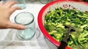 Салат из огурцов на зиму