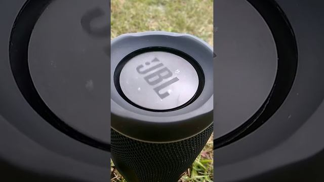 Баси колонки JBL чарж 3 оригинал смотреть онлайн