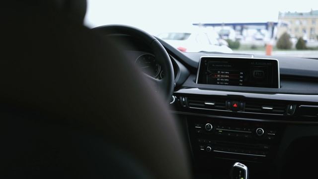 BMW X5 смотреть онлайн