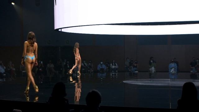 Carlos San Juan Spring/Summer 2021 | Gran Canaria Swim Week | VRAI Magazine смотреть онлайн