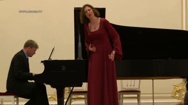 Эдвард Григ - Время роз смотреть онлайн