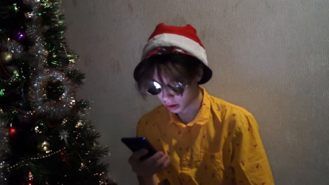 Новогоднее поздравление под агрессивное жевание попкорна || #АНТИ-ПРОВИЗАЦИЯ 1 смотреть онлайн