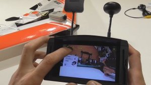 Eachine EV800D -  FPV маска со съемным монитором + DVR и Diversity