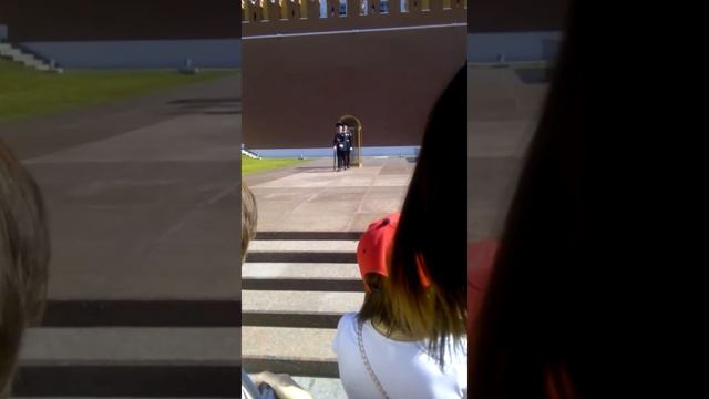 Солдаты маршируют смотреть онлайн