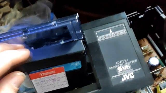 Как заработать денег на VHS видео магнитофоне,купленном за 50 р? смотреть онлайн