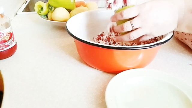 Как у бабушки! Фаршированные перцы с наварестым супом.