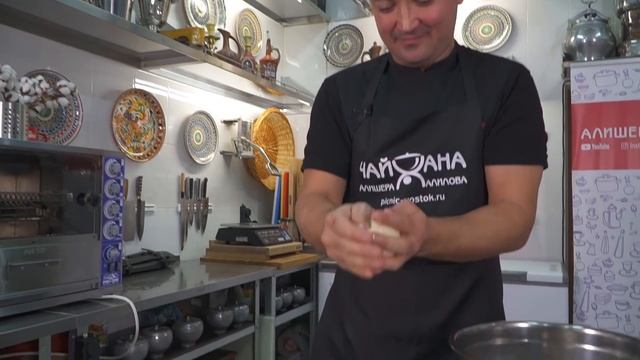 УЗБЕКСКАЯ ЛЕПЕШКА ПО ДОМАШНЕМУ В КАЗАНЕ смотреть онлайн