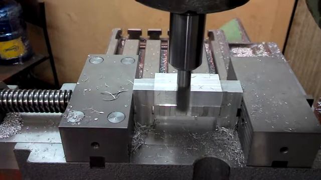 Чистовое фрезерование боковой поверхности смотреть онлайн