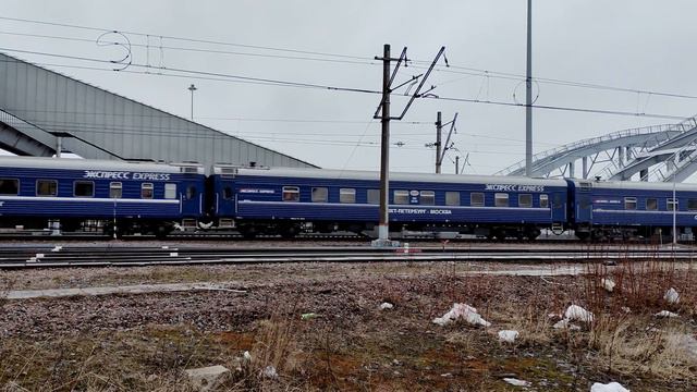 Самый новый ЭП2К!!! Электровоз ЭП2К-465 с поездом 004А, СПб-Тов.-Моск., г.СПб, 23.03.2023г. (4K UHD смотреть онлайн