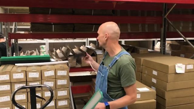 Светильники для теплиц и вертикальных ферм, освещение подъездов и лестничных площадок. Lightprom.co смотреть онлайн