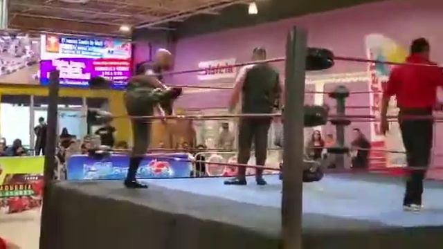 MLA Richard Ramos & Tapia Vs ???? смотреть онлайн