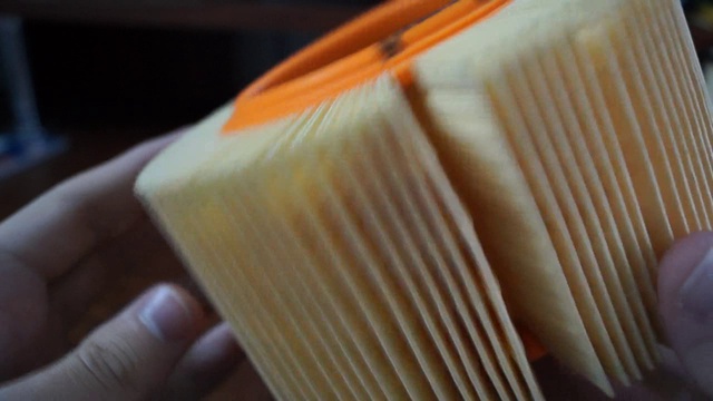 Обзор воздушного фильтра Mahle Kneсht LX578 смотреть онлайн