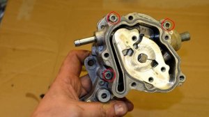 Вакуумный/Тандемный насос снятие и ремонт Volkswagen Passat B5/Фольксваген Пассат Б5