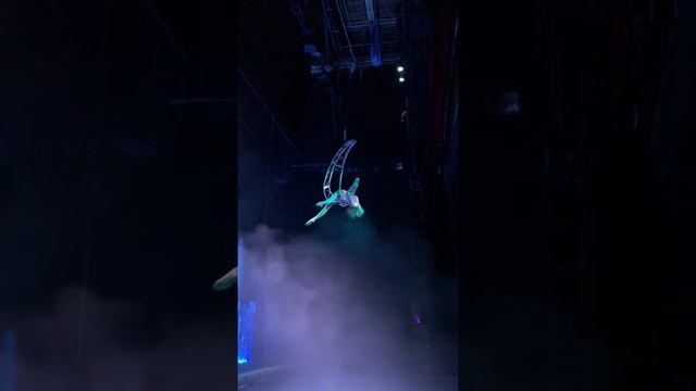 Aerial moon ? смотреть онлайн