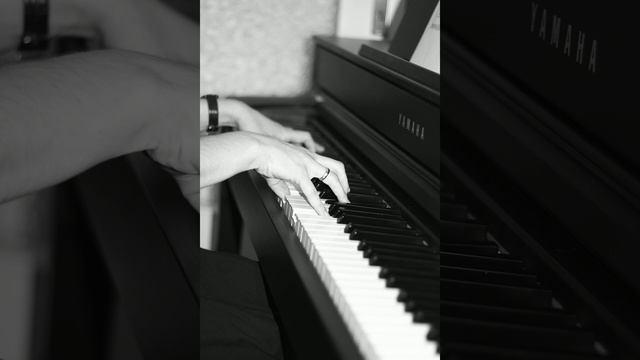 Город тихо погружался в тихий сладкий сон МИНУС смотреть онлайн