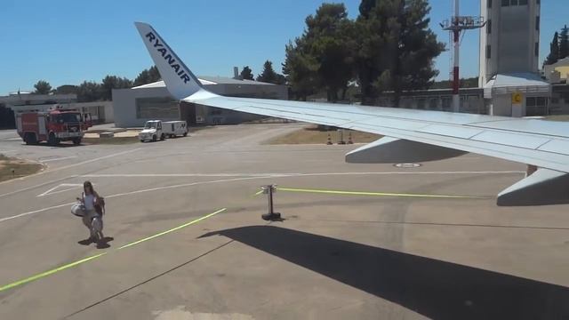 Departure from Zadar Airport смотреть онлайн