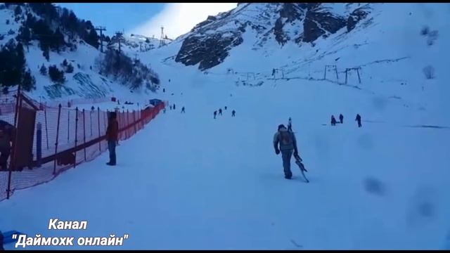 Гора Эльбрус. Отличный зимний спорт и отдых. смотреть онлайн