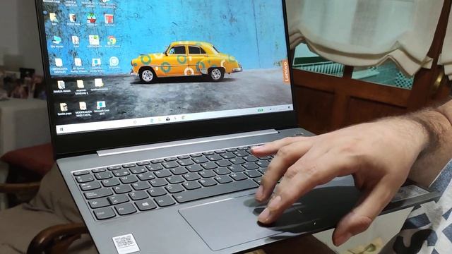 Lenovo S540 en 15,6" español смотреть онлайн