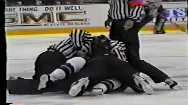 Scott Parker vs Rudy Poeschek - Dec 5, 1998 смотреть онлайн
