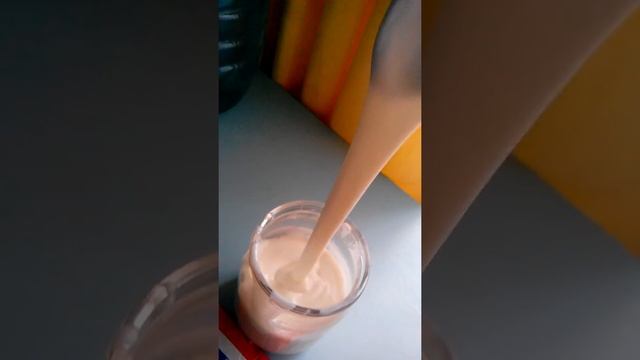 Молоко "Рудь" вместо клея для обоев)) БЕЗ ГМО смотреть онлайн