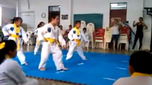 Tae Kwon Do Angelito cinta amarilla 4 смотреть онлайн