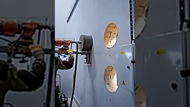 Алмазное сверление "сухим" способом. Диаметр сверления 400 мм. смотреть онлайн