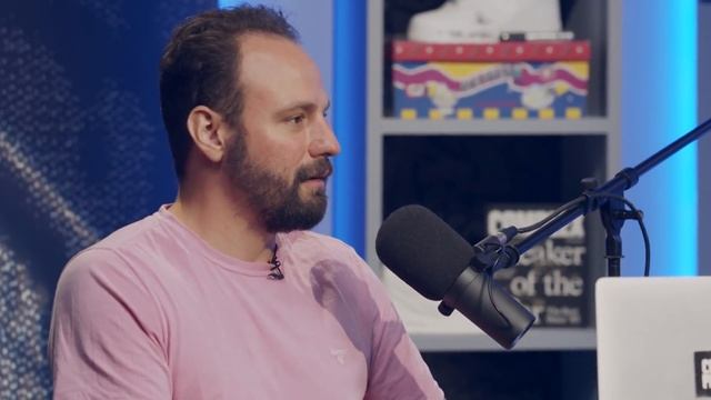 Debating Travis Scott's Best and Worst Nike and Jordan Sneakers | The Complex Sneakers Podcast смотреть онлайн
