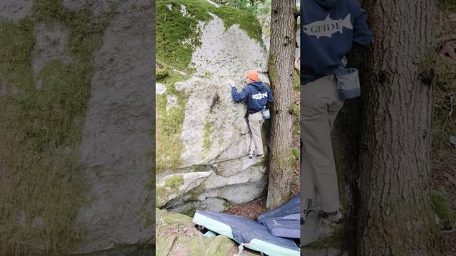 Old Git, V4 | Squamish Bouldering | Gus Ryan смотреть онлайн