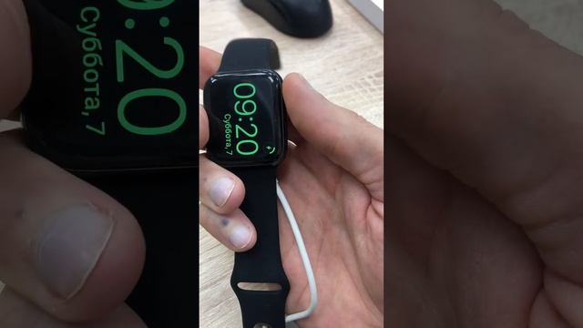 Apple Watch SE смотреть онлайн