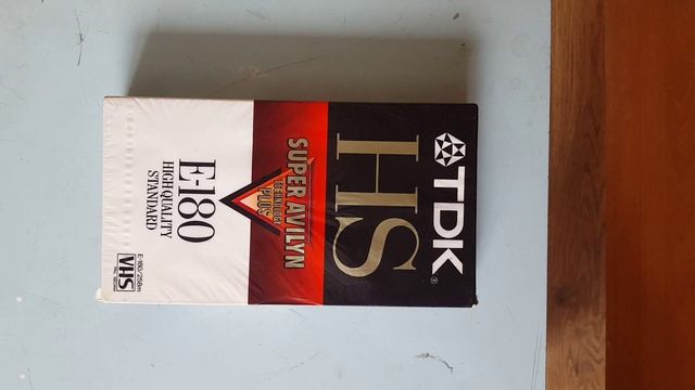 VHS кассета. Устройство VHS кассеты. Разбор видео кассеты