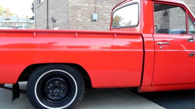 1974 Ford Courier Walk Around смотреть онлайн