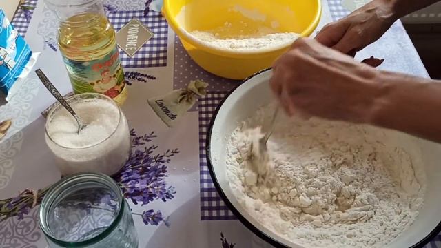 РЕЦЕПТ УНИВЕРСАЛЬНОГО ТЕСТА👍ПОДОЙДЕТ ДЛЯ ЛЮБОЙ ВЫПЕЧКИ. смотреть онлайн