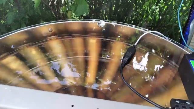 Медогонка Лысонь, радиальная откачка дадановской рамки. смотреть онлайн