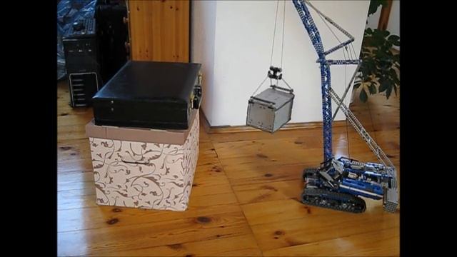 Lego Technic Crawler Crane смотреть онлайн