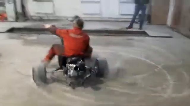 Дрифт трайк первый пробный выезд смотреть онлайн