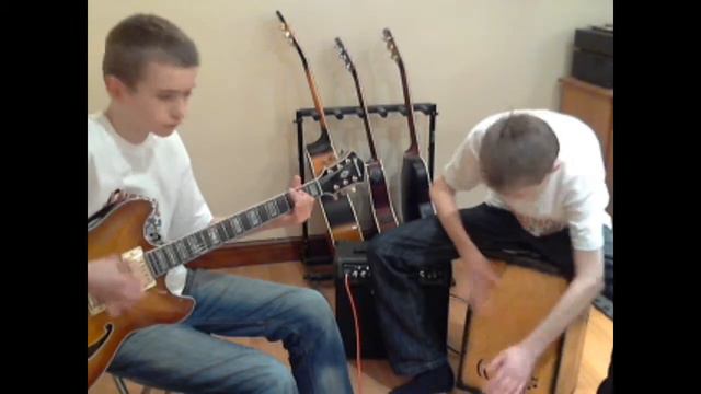 Rumble in Brighton cover (Guitar & Cajon Drum) смотреть онлайн