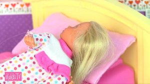 КТО ИСПОРТИЛ МАМИН матрац? Куклы Барби Новая серия IkuklaTV