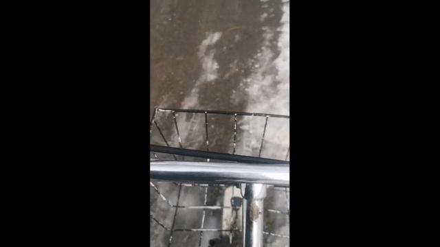 Электротрайк которому 2 года Используется как для перевозки груза и водителя. смотреть онлайн