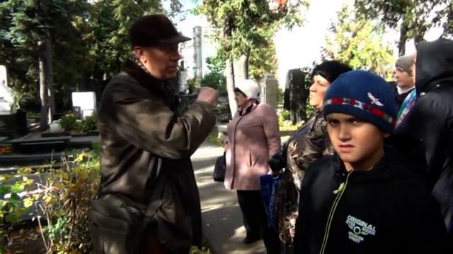 Экскурсия по Новодевичьему кладбищу. 2015 г. смотреть онлайн